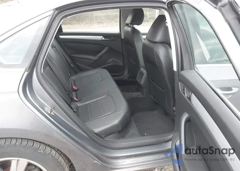 2012 Volkswagen Passat 2.5L Se из США, поврежденный, VIN 1VWBP7A33CC012505